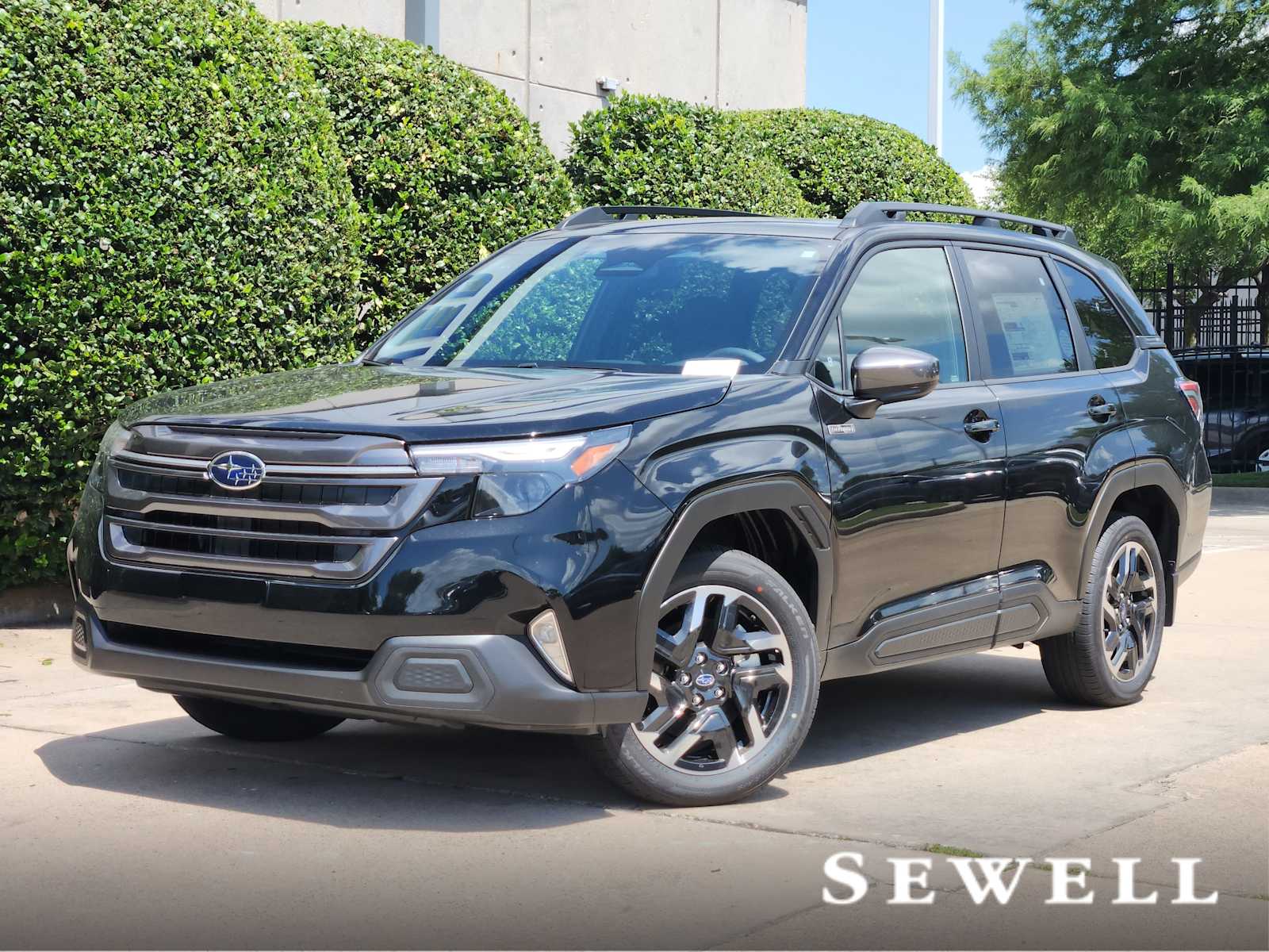 2025 Subaru Forester Premium Hybrid