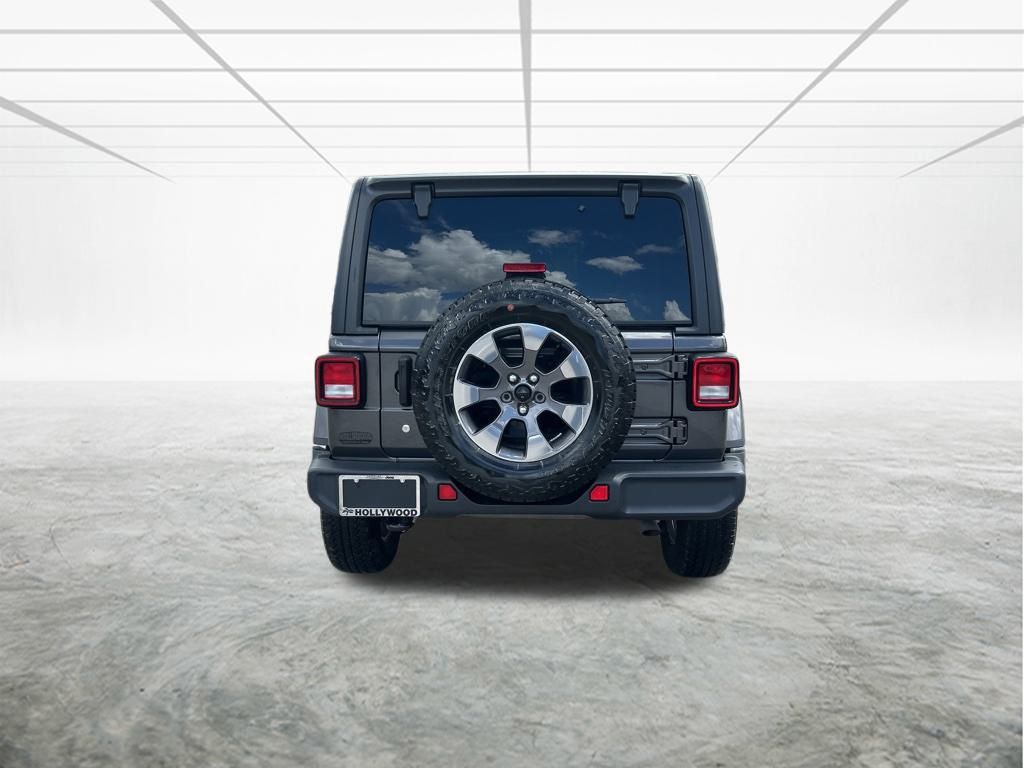 2019 Jeep Wrangler Unlimited Sahara photo 5