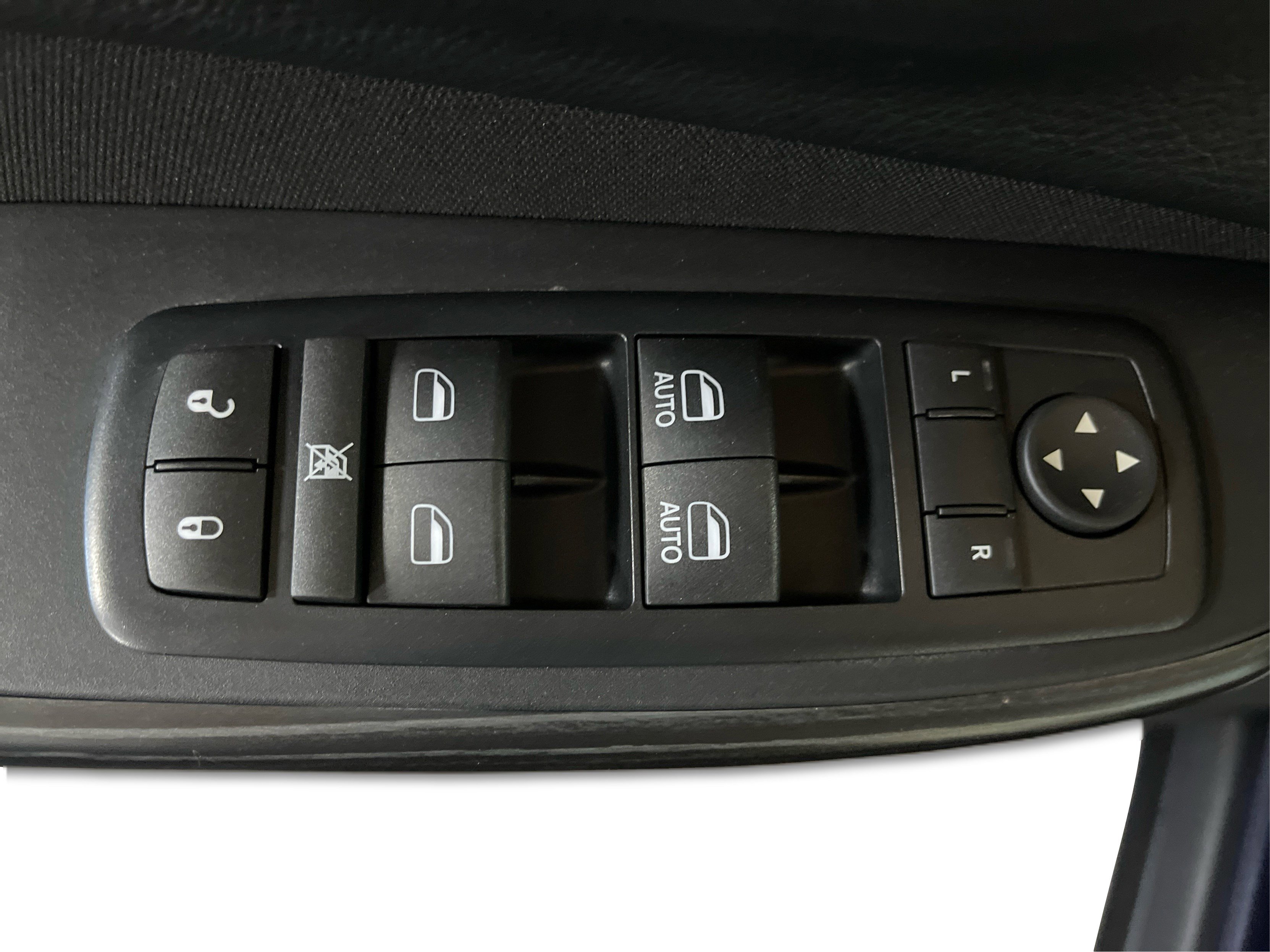 2016 Jeep Cherokee Latitude photo 19