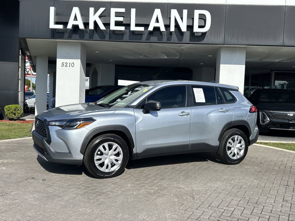 2023 Toyota Corolla Cross L's photo