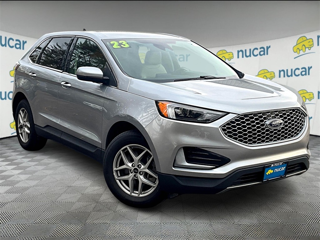 2023 Ford Edge SEL's photo