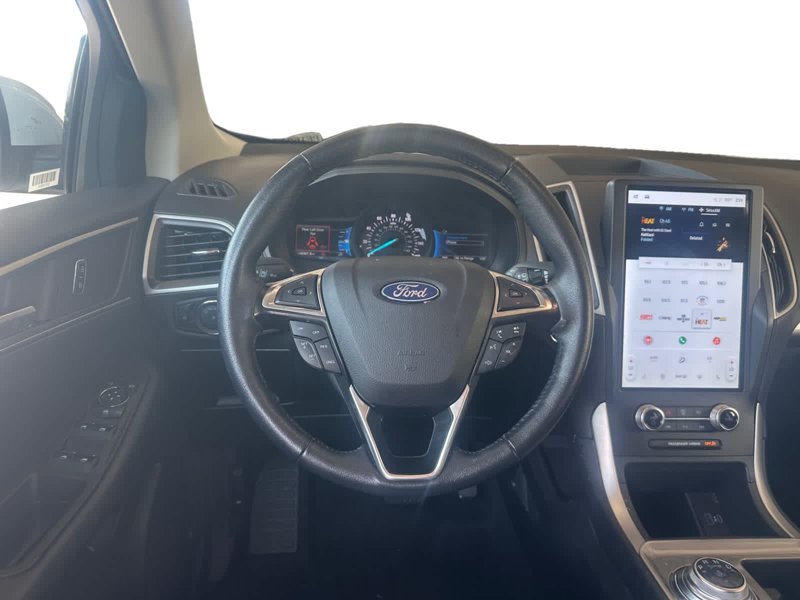 2024 Ford Edge SEL photo 14