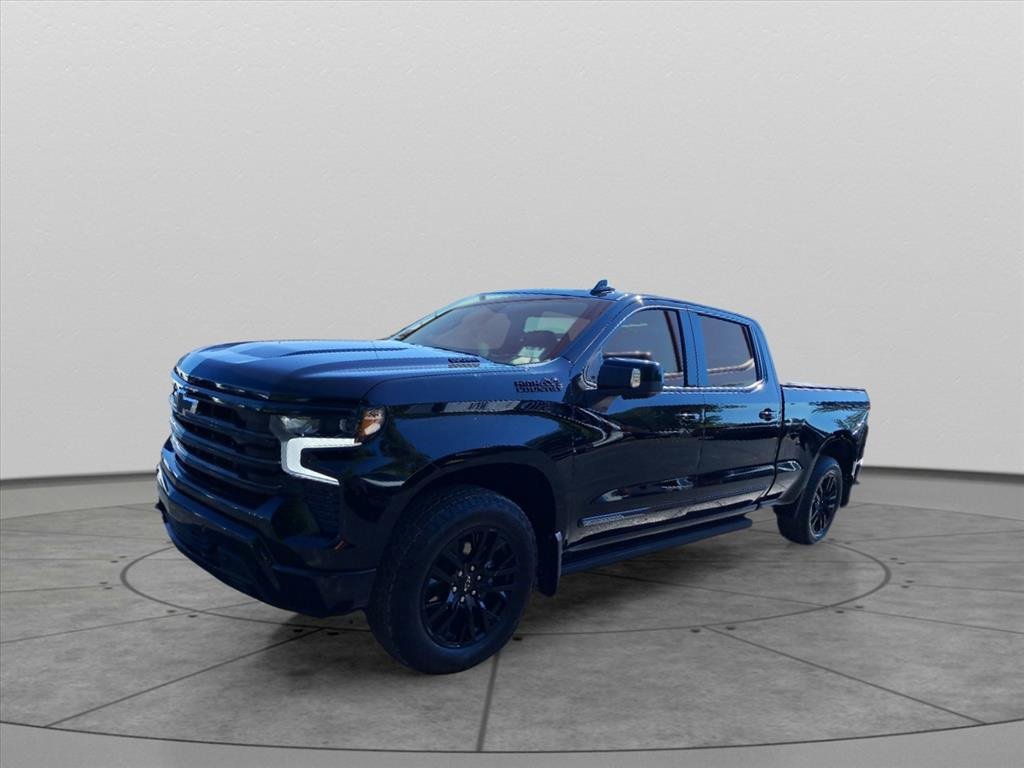 2024 Chevrolet Silverado 1500 High Country photo 2