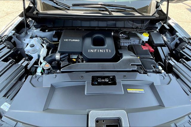 2026 Infiniti QX60 Luxe photo 9