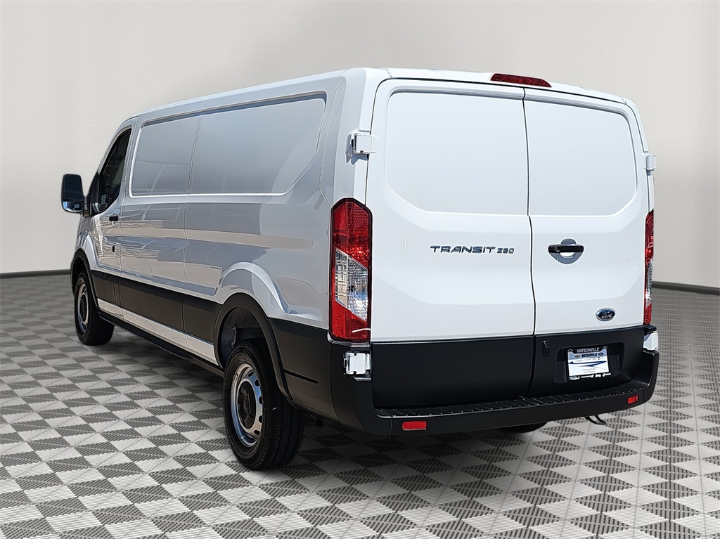 2025 Ford Transit Cargo Van photo 4