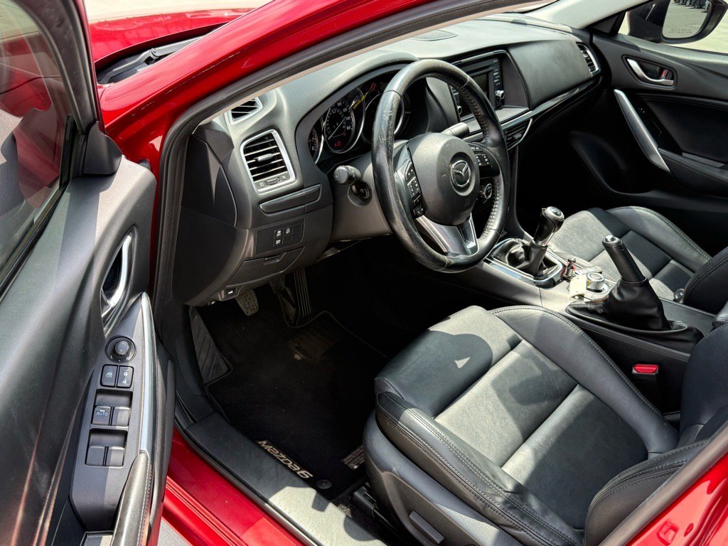 2014 Mazda Mazda6 Touring photo 9