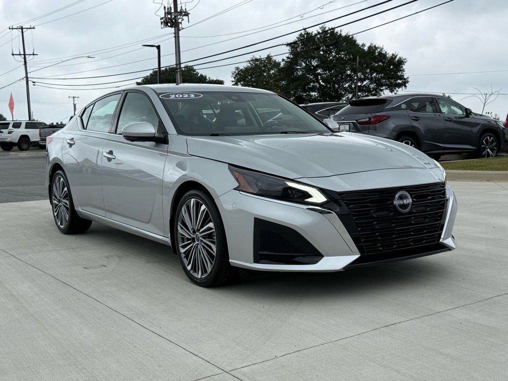 2023 Nissan Altima 2.5 SL photo 3