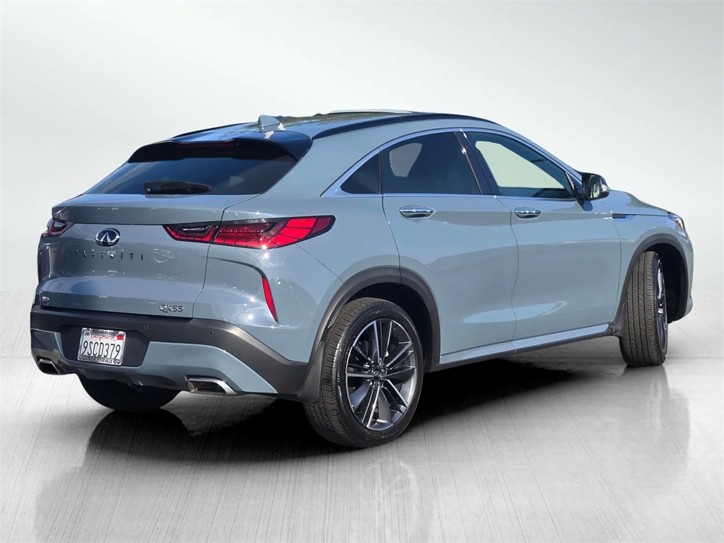 2025 Infiniti QX50 Luxe photo 4