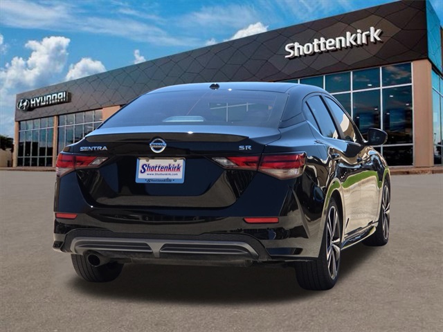 2023 Nissan Sentra SR photo 4
