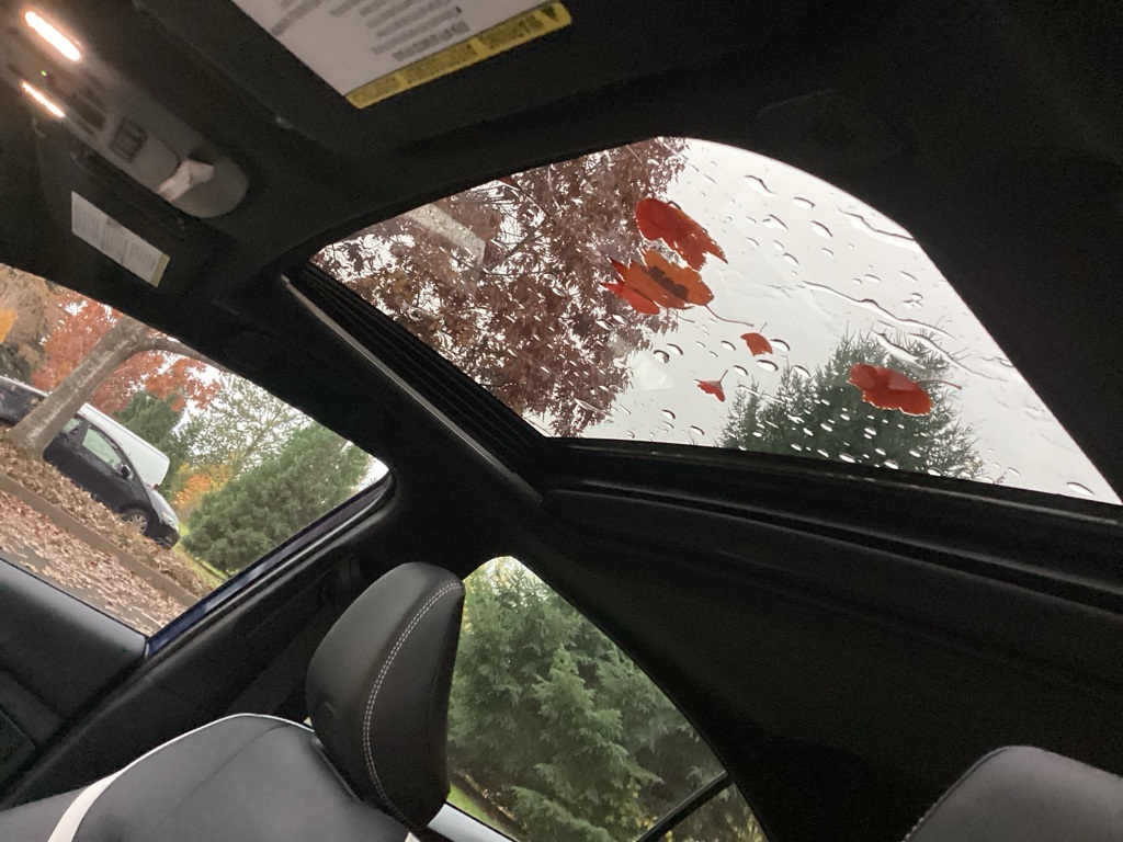 2025 Toyota Camry SE photo 2