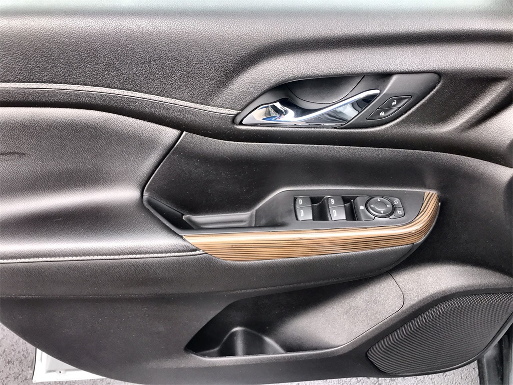 2023 Gmc Acadia SLE photo 11