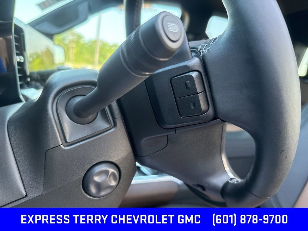 2024 Chevrolet Silverado 1500 High Country photo 37