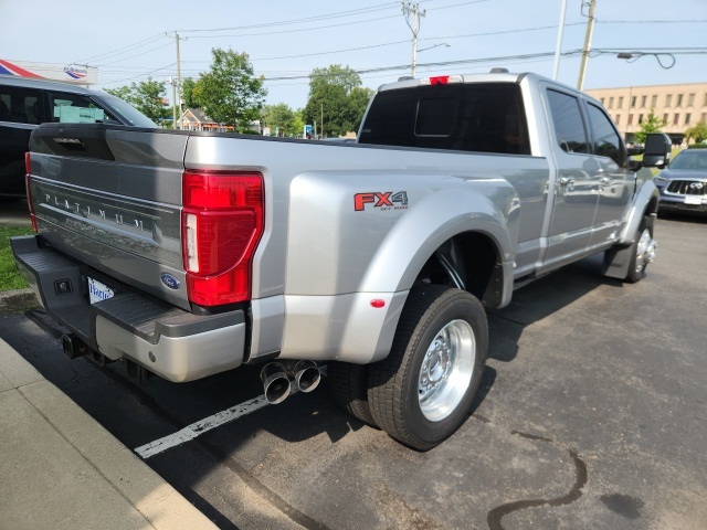 2022 Ford F-450 photo 5