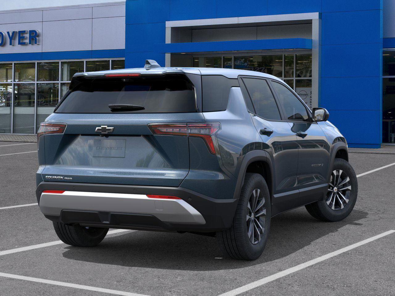 2026 Chevrolet Equinox LT photo 4