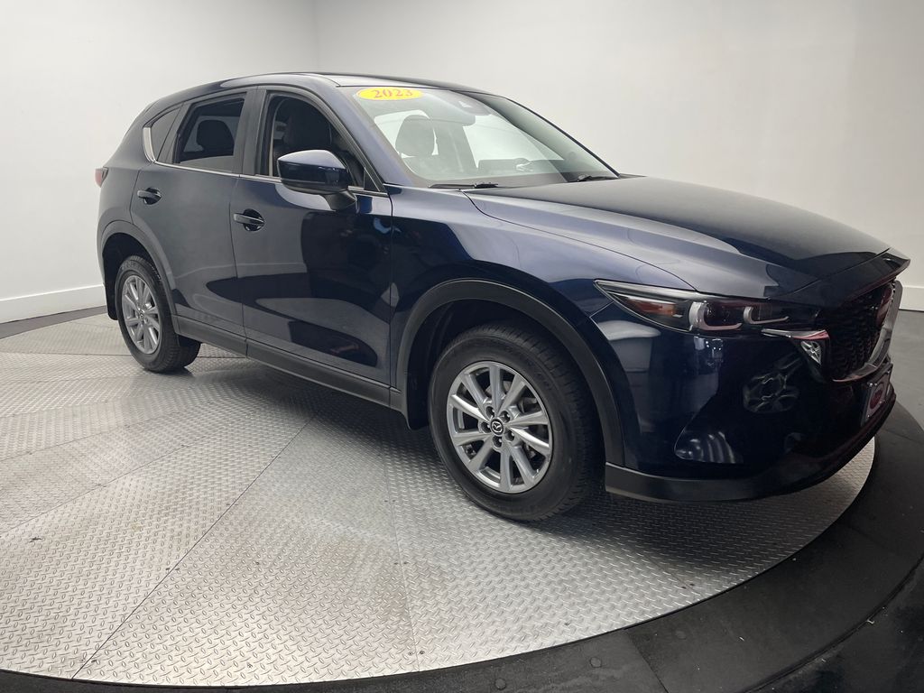 2023 Mazda CX-5 2.5 S Preferred photo 3