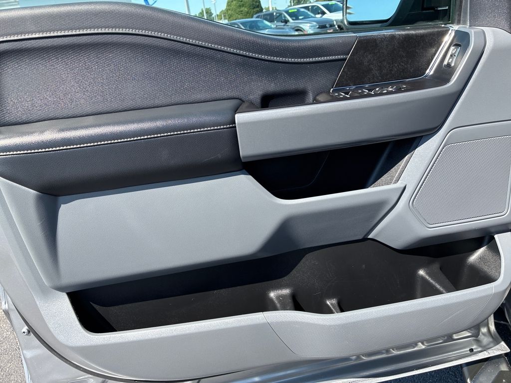 2022 Ford F-150 XLT photo 10