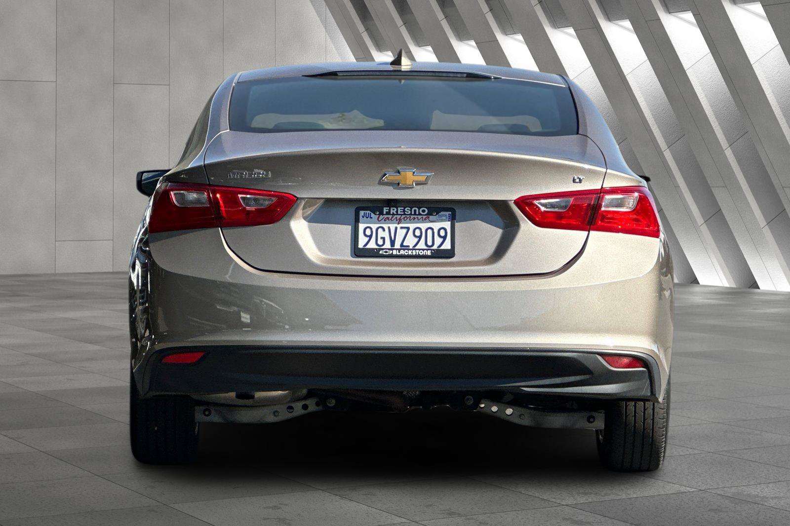 2023 Chevrolet Malibu 1LT photo 4