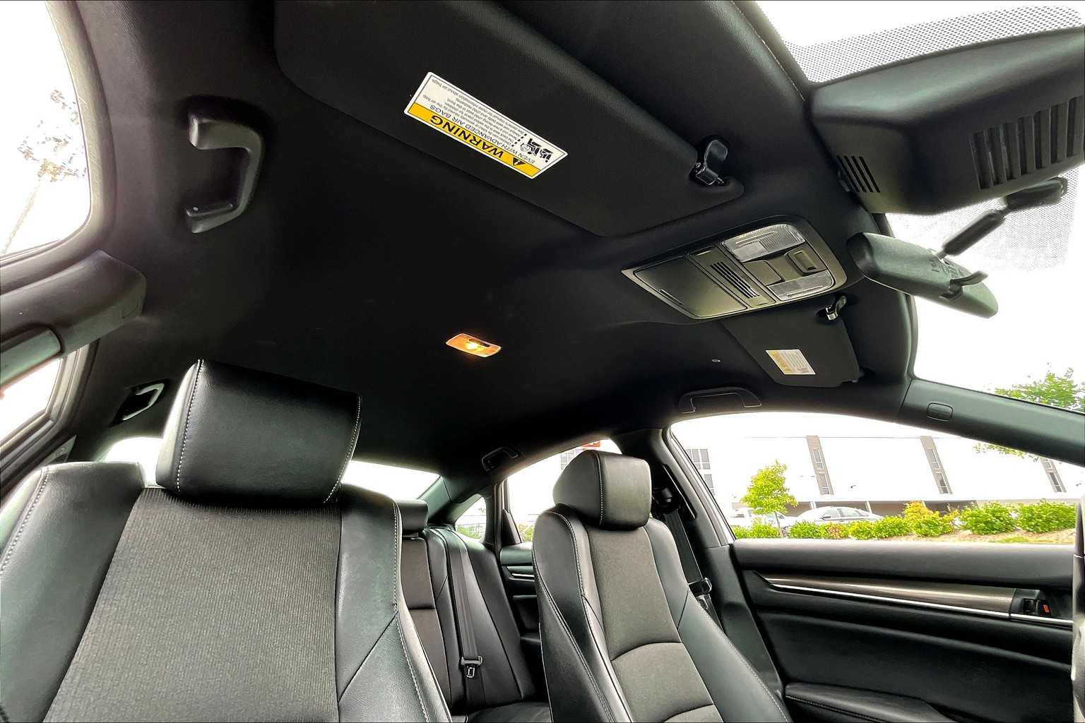 2022 Honda Accord Sport photo 13