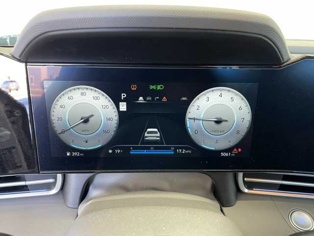 2024 Hyundai Elantra SEL Convenience photo 19