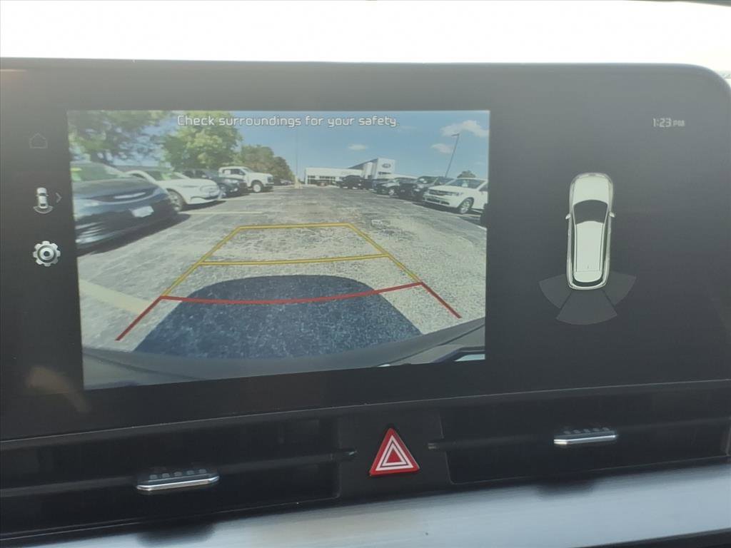 2025 Kia Sportage EX photo 9