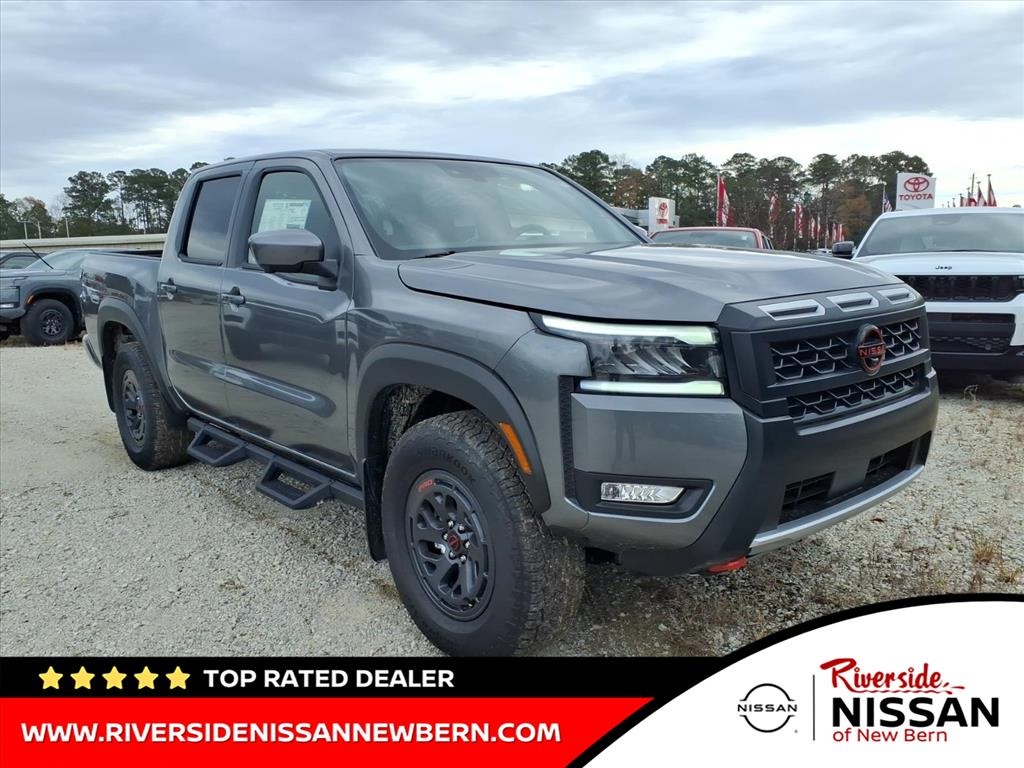 2026 Nissan Frontier PRO-4X's photo