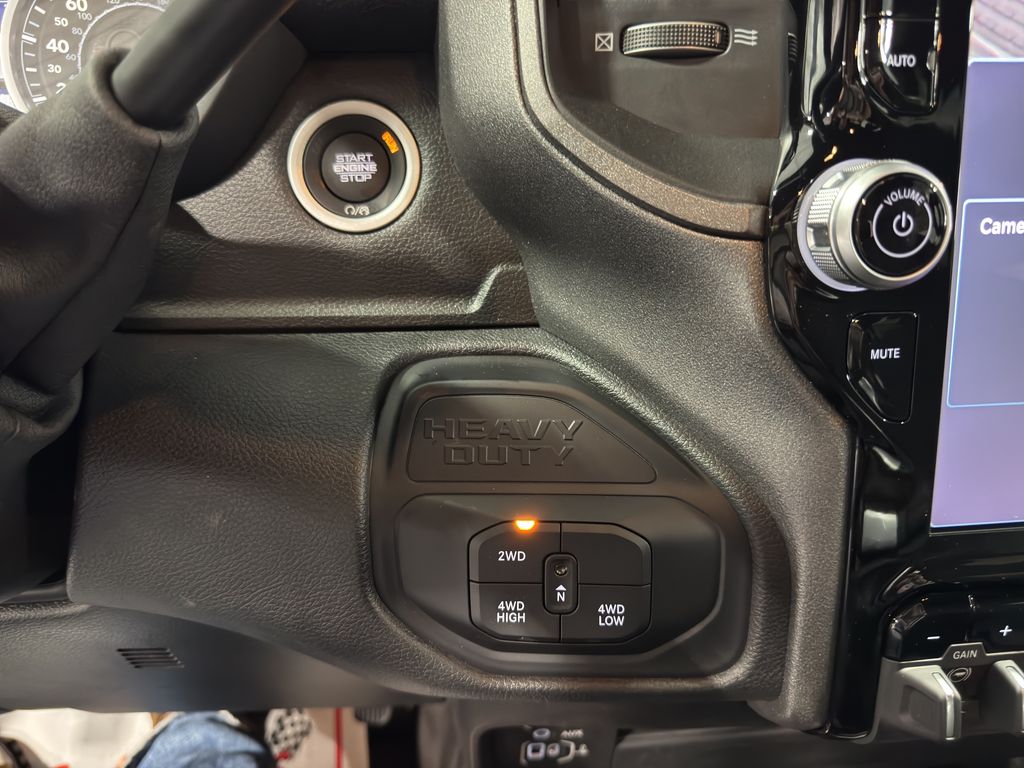 2025 Ram 2500 Tradesman photo 26