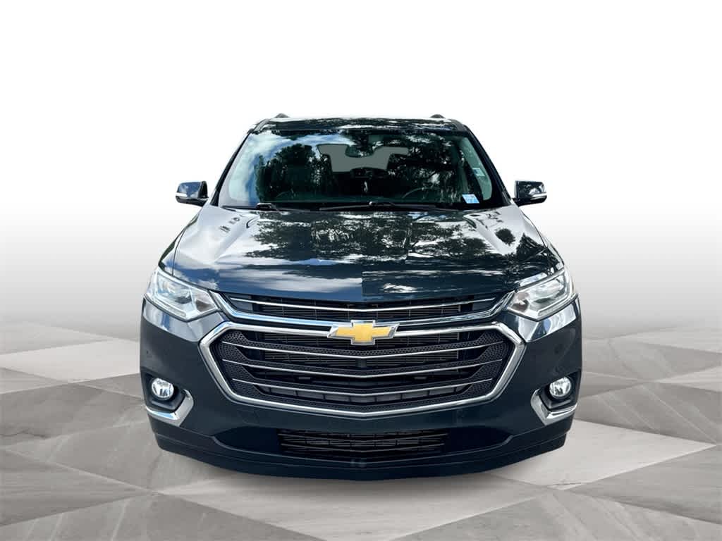 2021 Chevrolet Traverse Leather photo 3