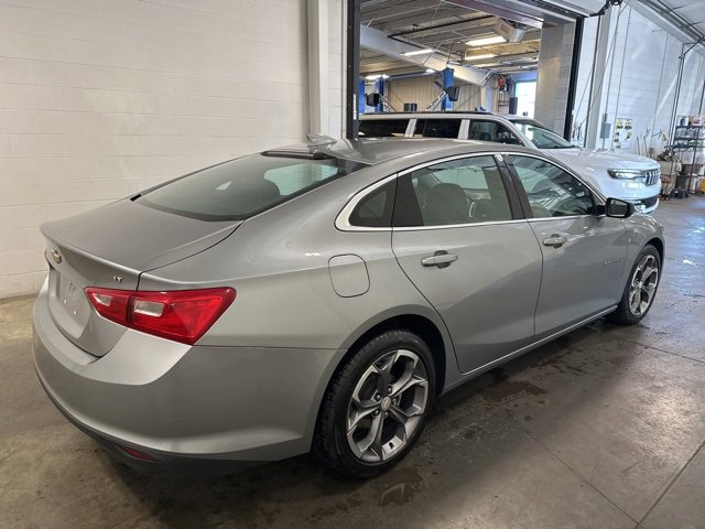 2023 Chevrolet Malibu 1LT photo 4