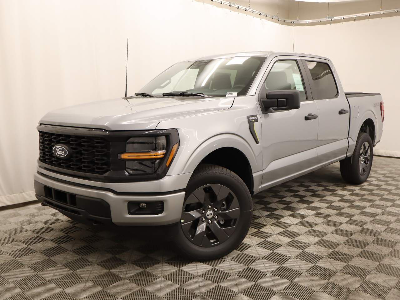 2025 Ford F-150 STX's photo