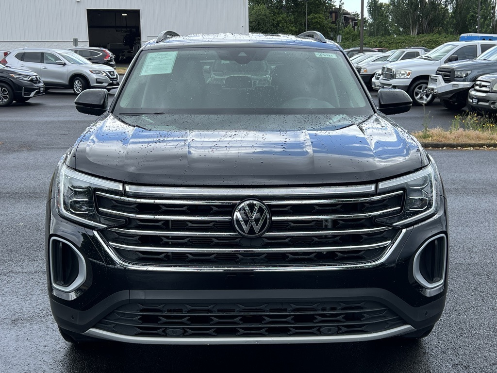 2024 Volkswagen Atlas SE Technology photo 2