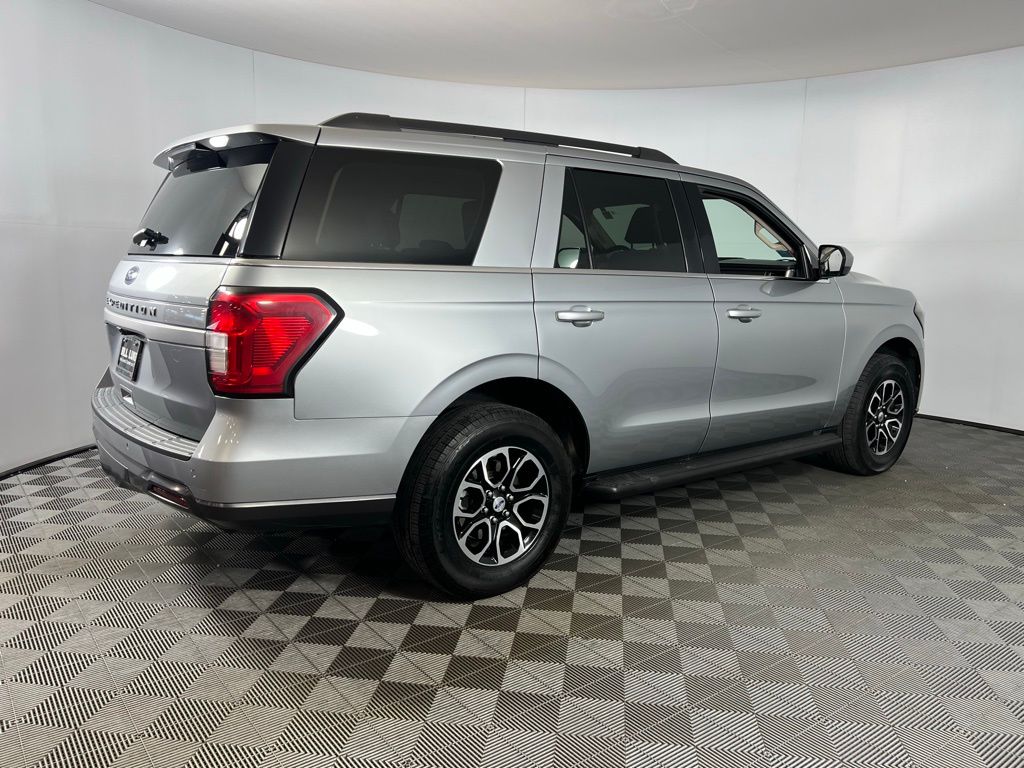 2024 Ford Expedition XLT photo 4