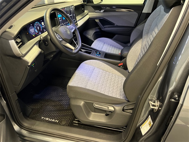 2026 Volkswagen Tiguan S photo 4