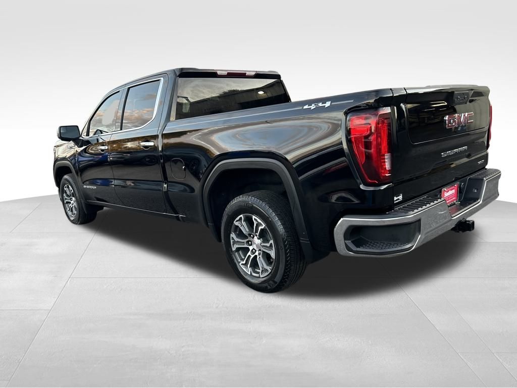 2022 Gmc Sierra 1500 SLT photo 3