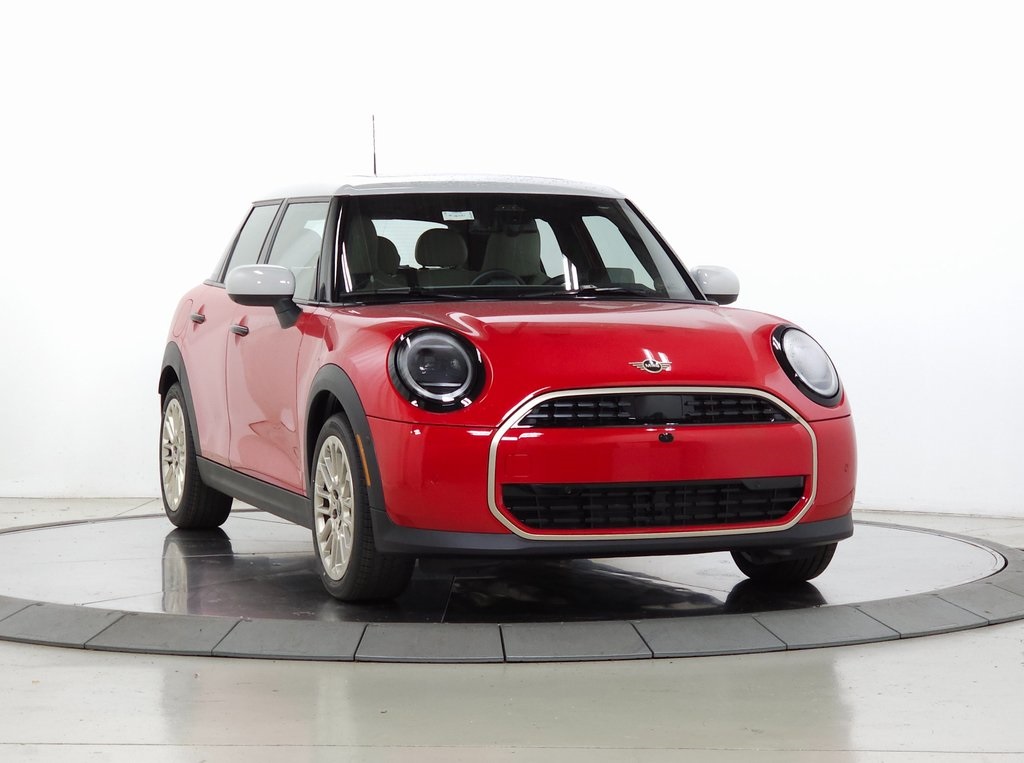 2026 MINI Hardtop 4 Door's photo