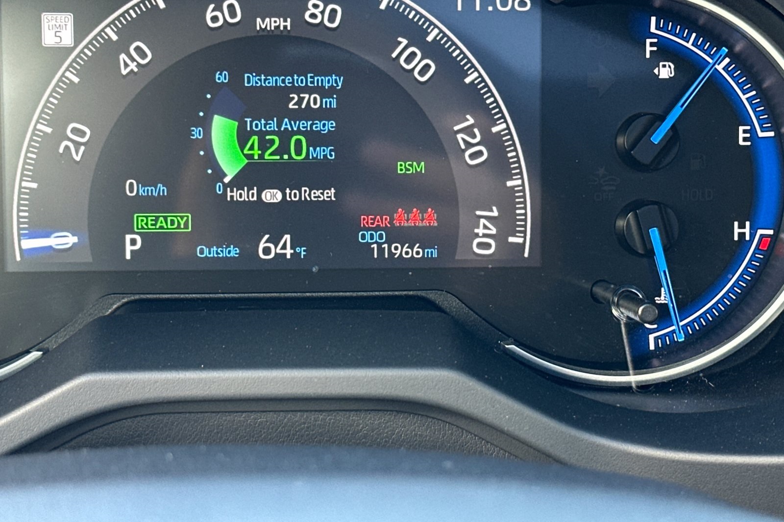 2023 Toyota RAV4 Hybrid XLE photo 24