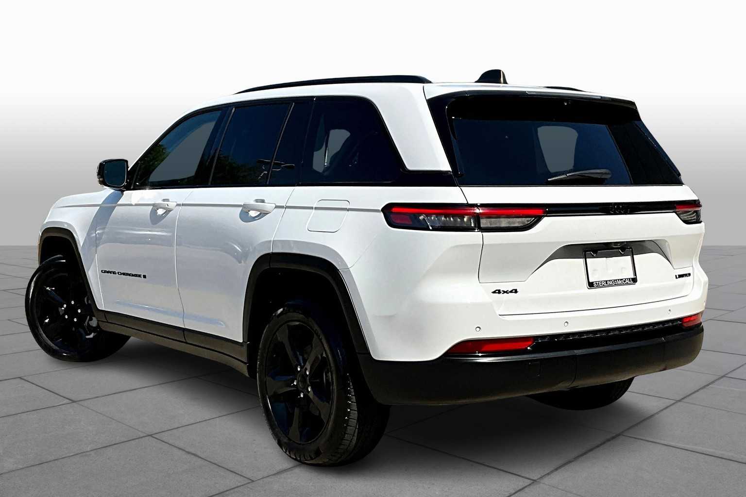 2023 Jeep Grand Cherokee Limited photo 10