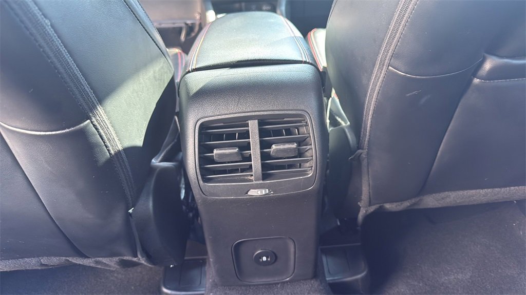 2023 Ford Escape ST-Line photo 10