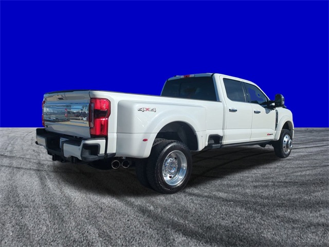 2024 Ford F-450 Platinum photo 4