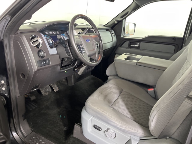 2012 Ford F-150 XLT photo 12