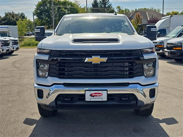 2026 Chevrolet Silverado 2500HD photo 2
