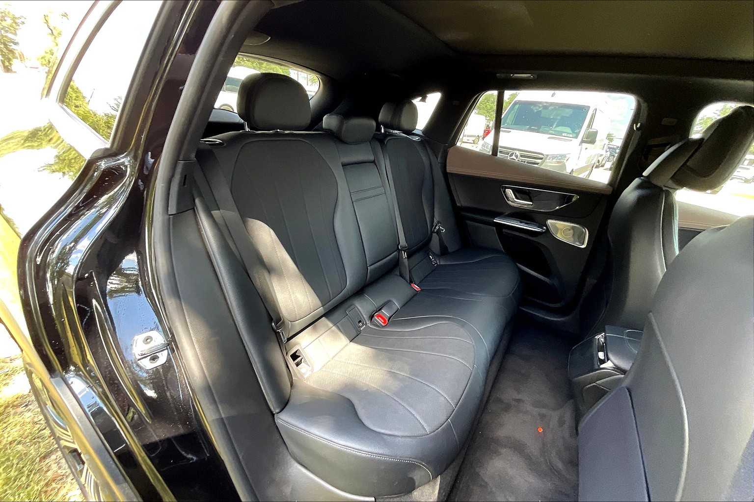 2023 Mercedes Benz EQE SUV 350 photo 18