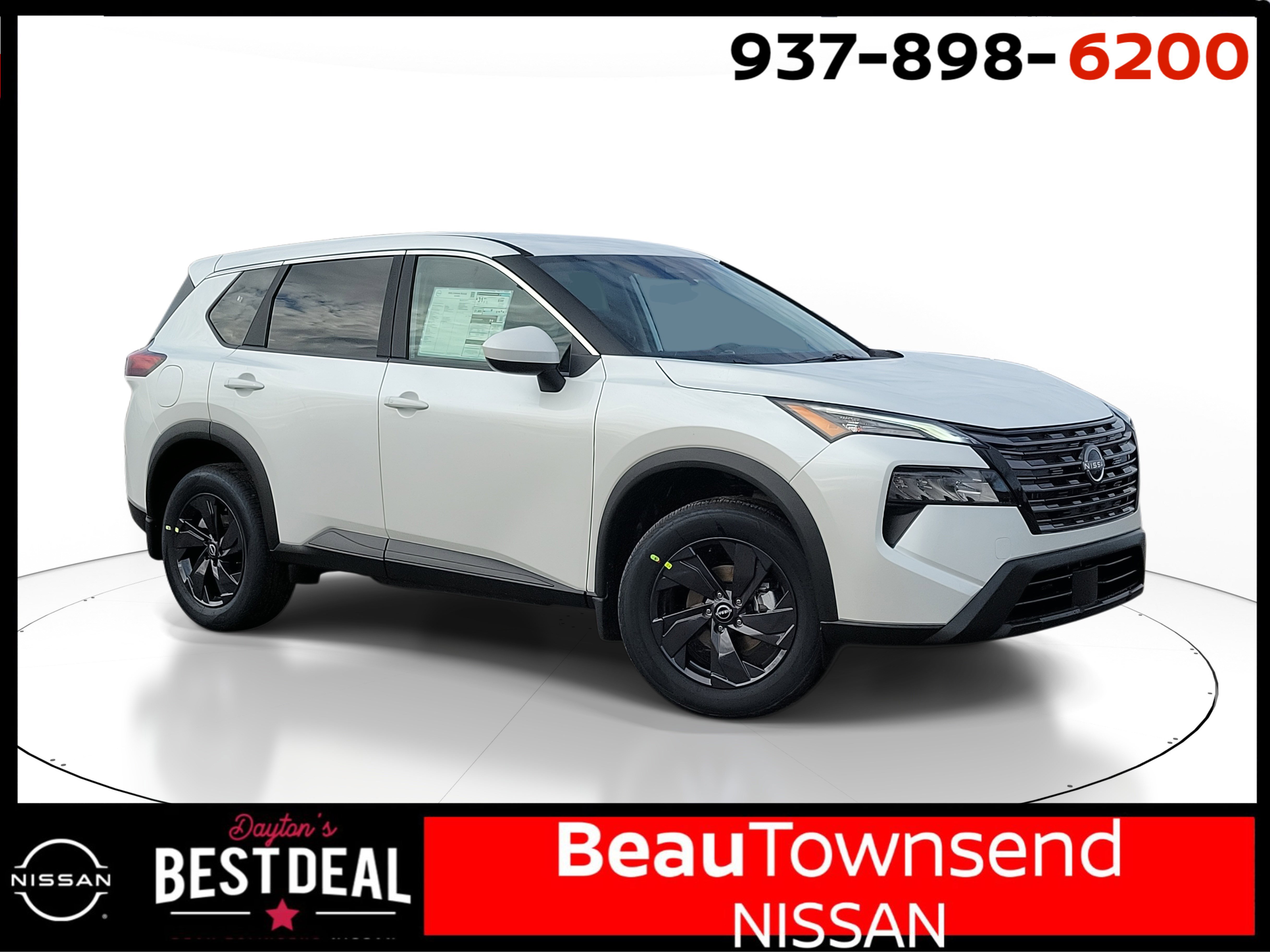 2026 Nissan Rogue SV's photo