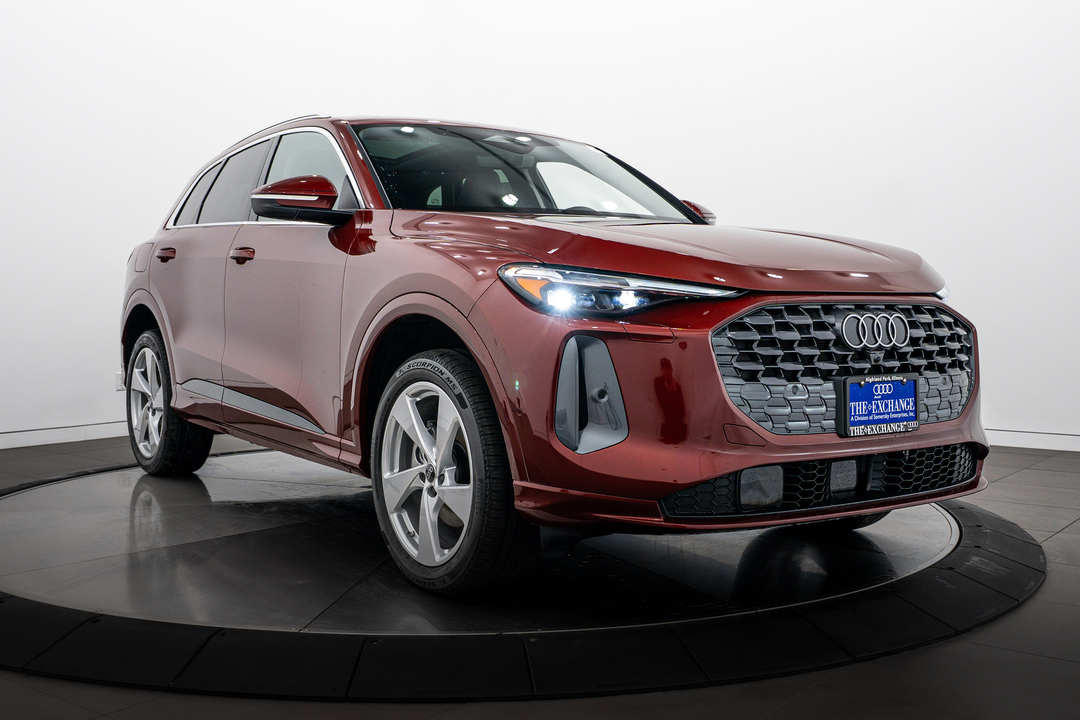 2025 Audi New Q5 Premium Plus's photo