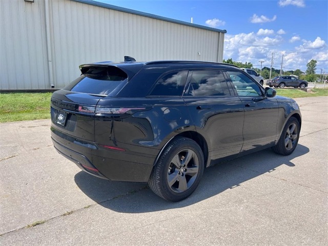 2025 Land Rover Range Rover Velar SE photo 3