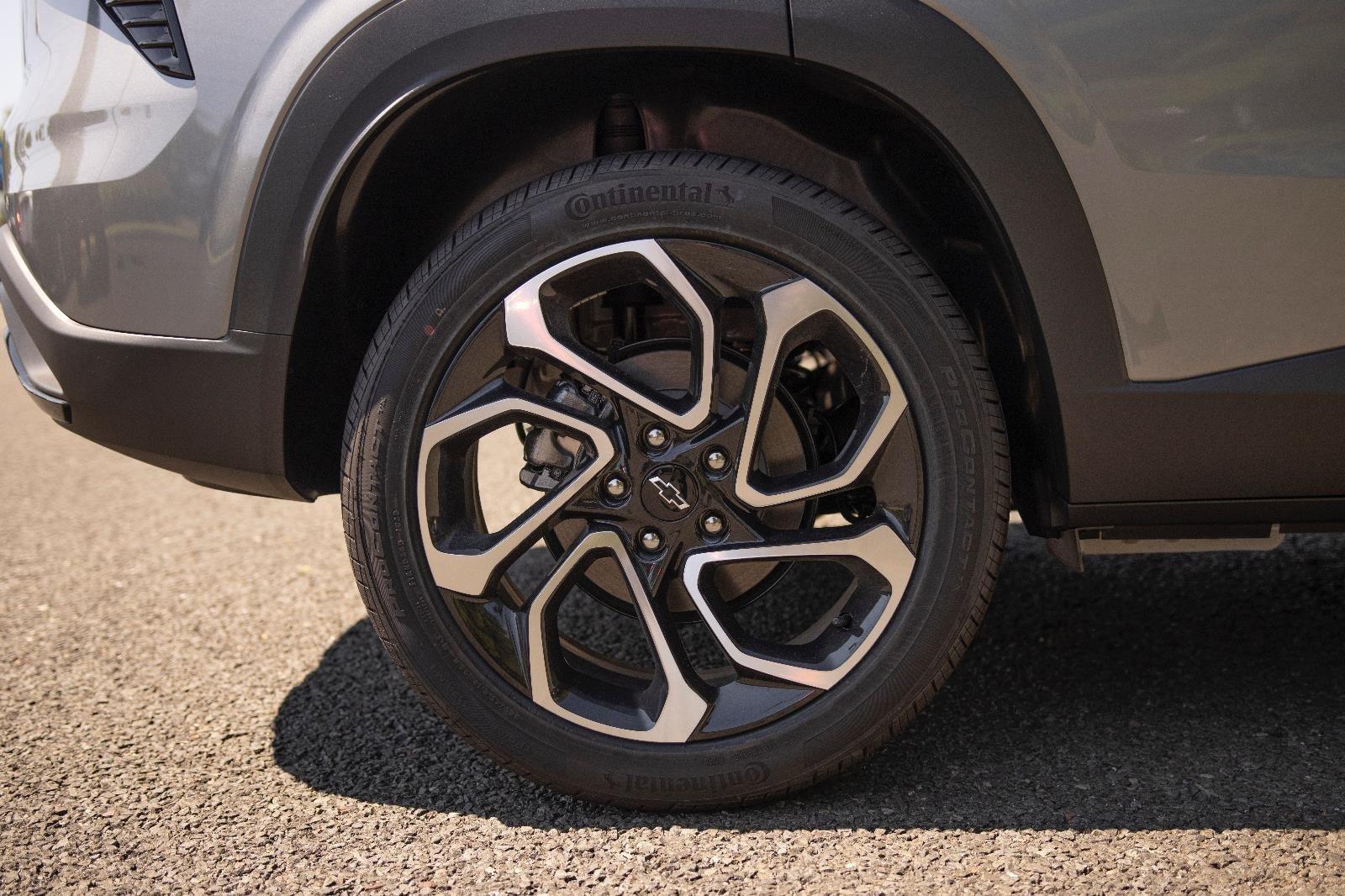 2025 Chevrolet Trax photo 9