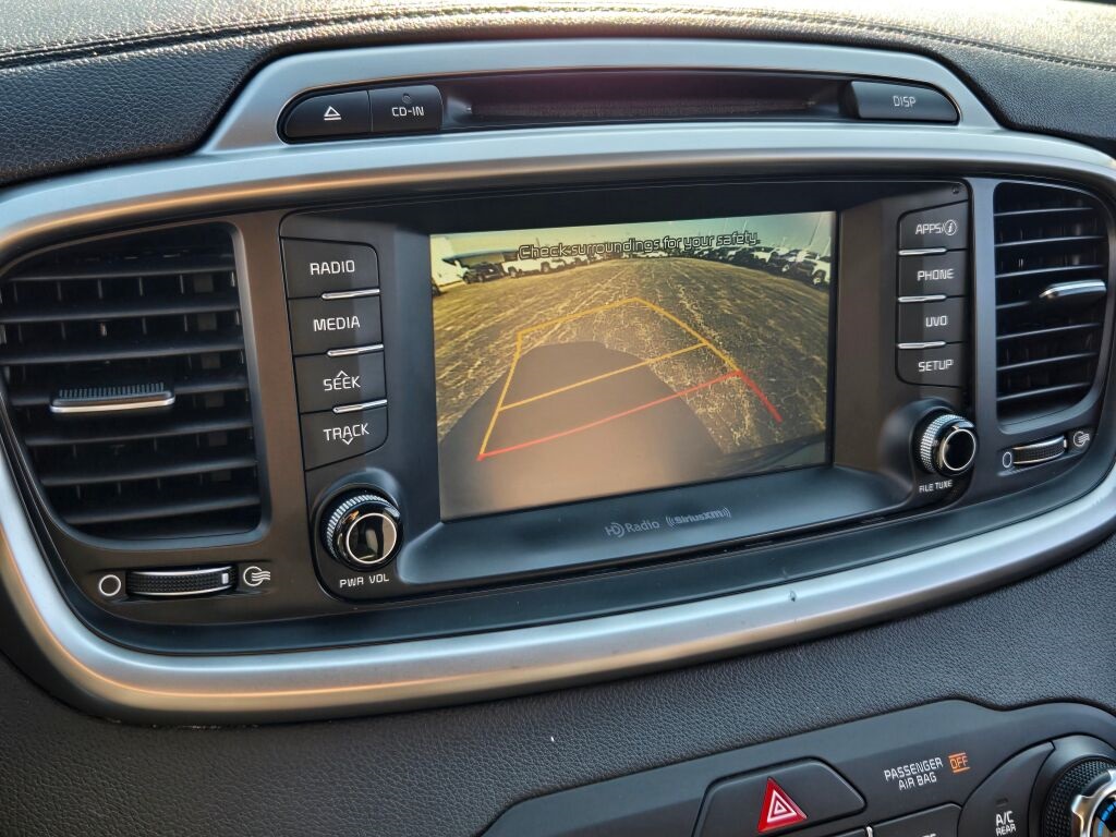 2017 Kia Sorento LX photo 18