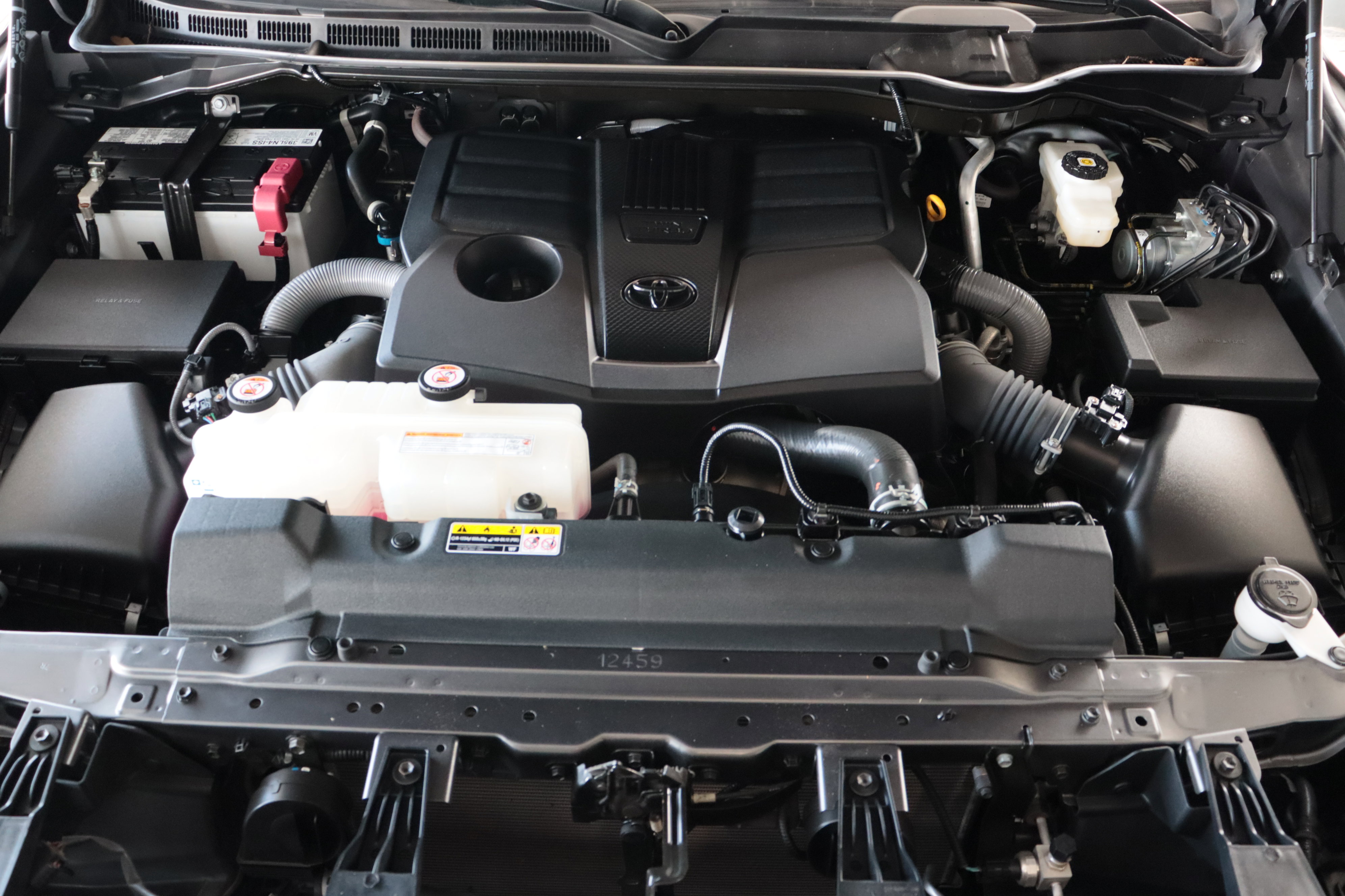 2024 Toyota Tundra SR5 CrewMax photo 31