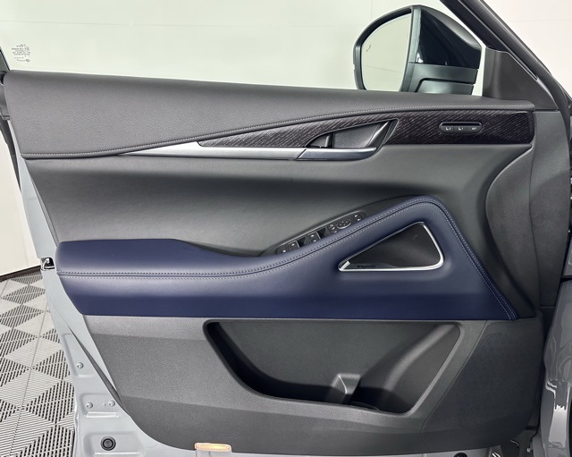 2026 Infiniti QX60 Luxe AWD photo 10