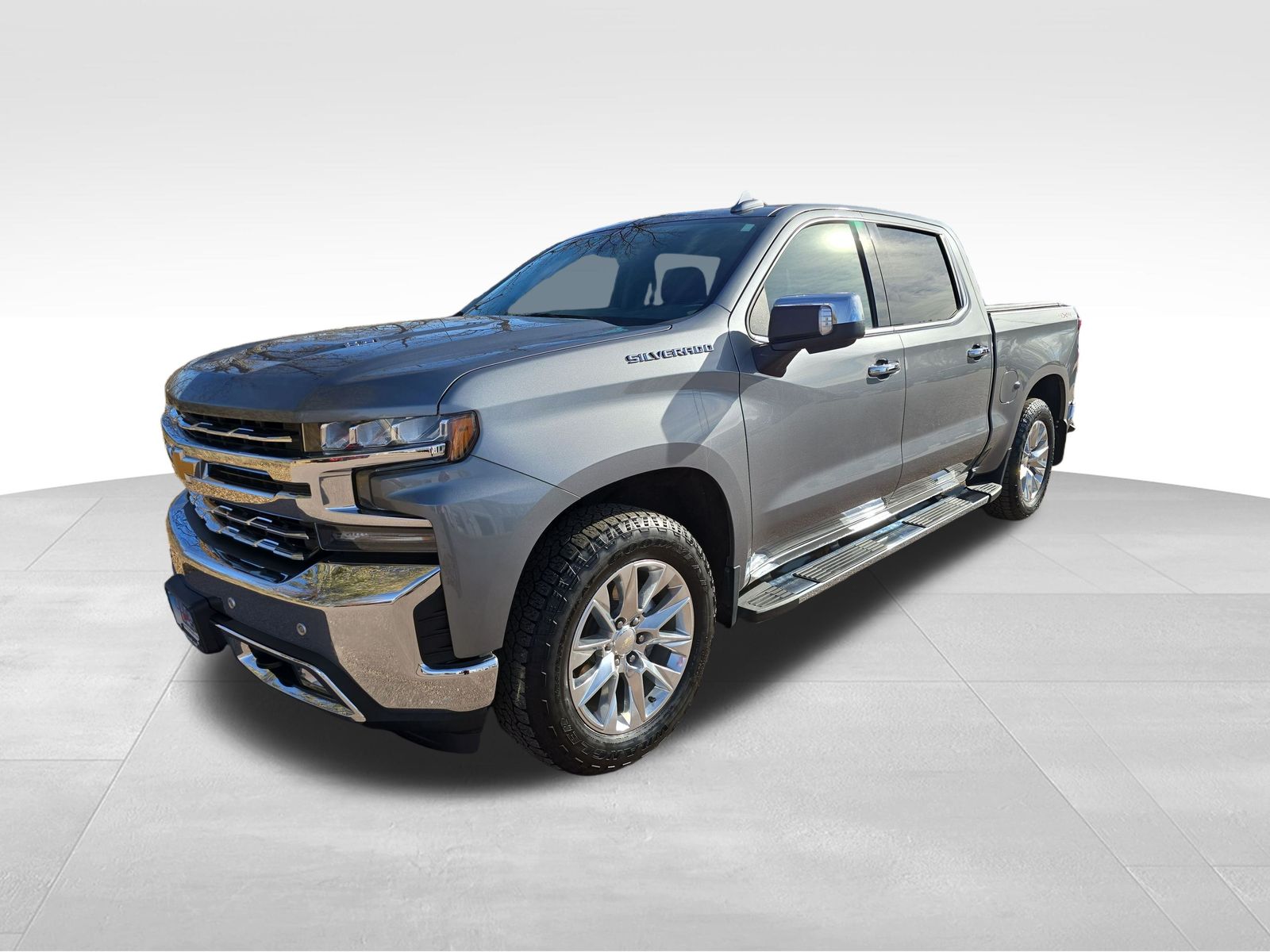 Used 2020 Chevrolet Silverado 1500 LTZ with VIN 1GCUYGEL0LZ228134 for sale in Luverne, Minnesota
