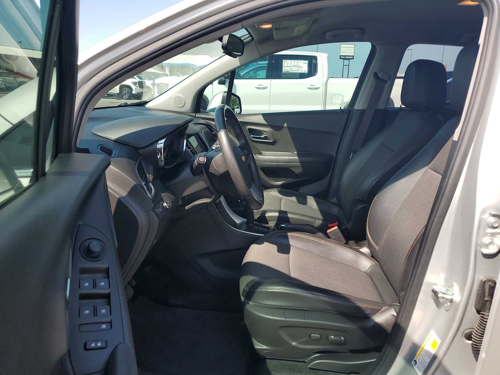 2018 Chevrolet Trax LT photo 14